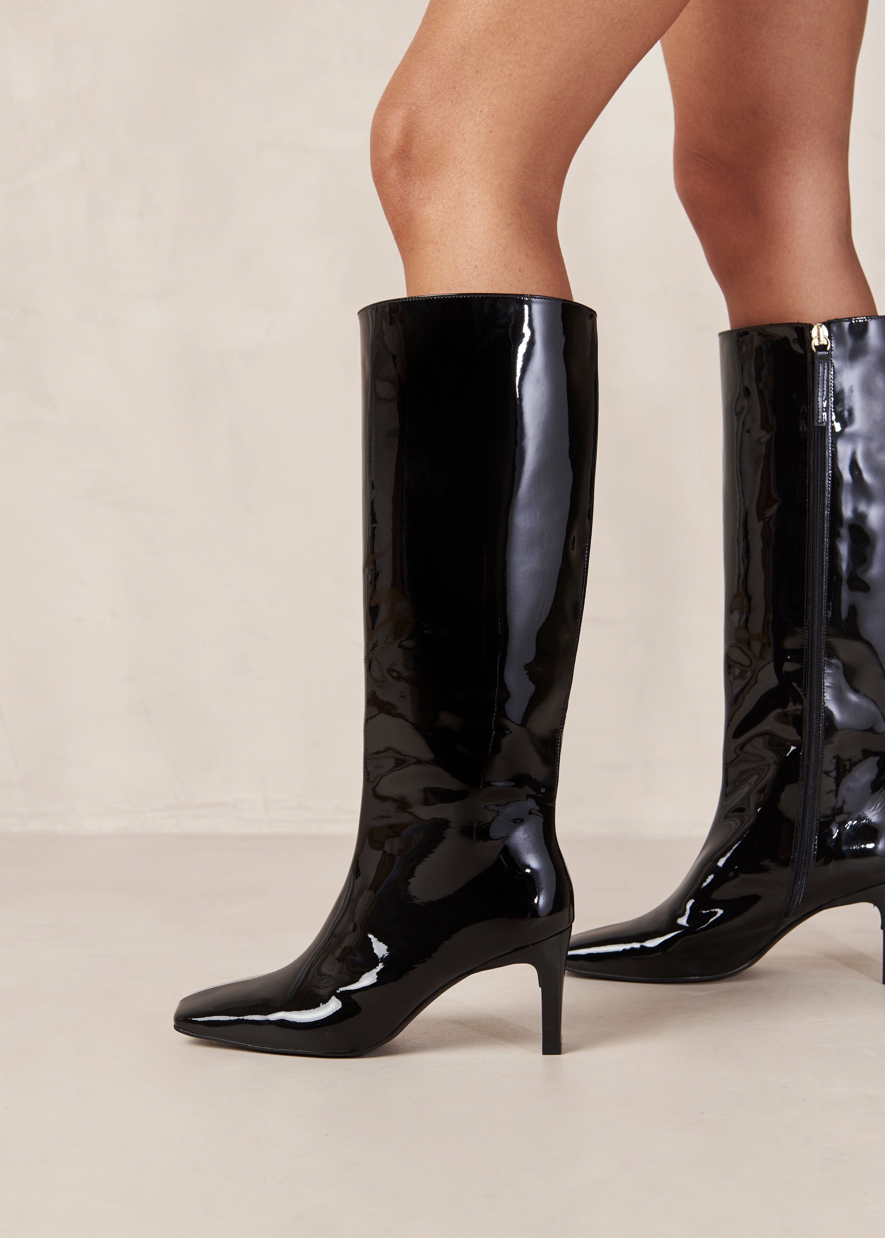 Zielig textuur slachtoffers Isobel Onix - Black Patent Leather Boots | ALOHAS