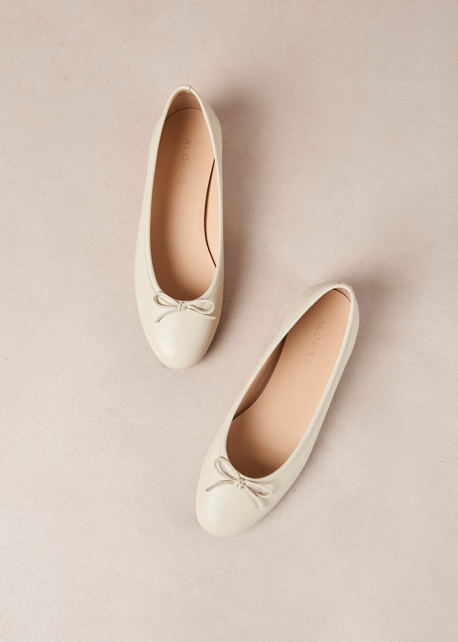 Oriana Cream Leather Ballet Flats