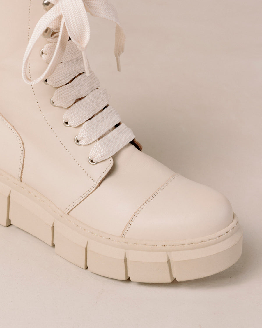 Can Can Cream Leather Ankle Boots Boots ALOHAS