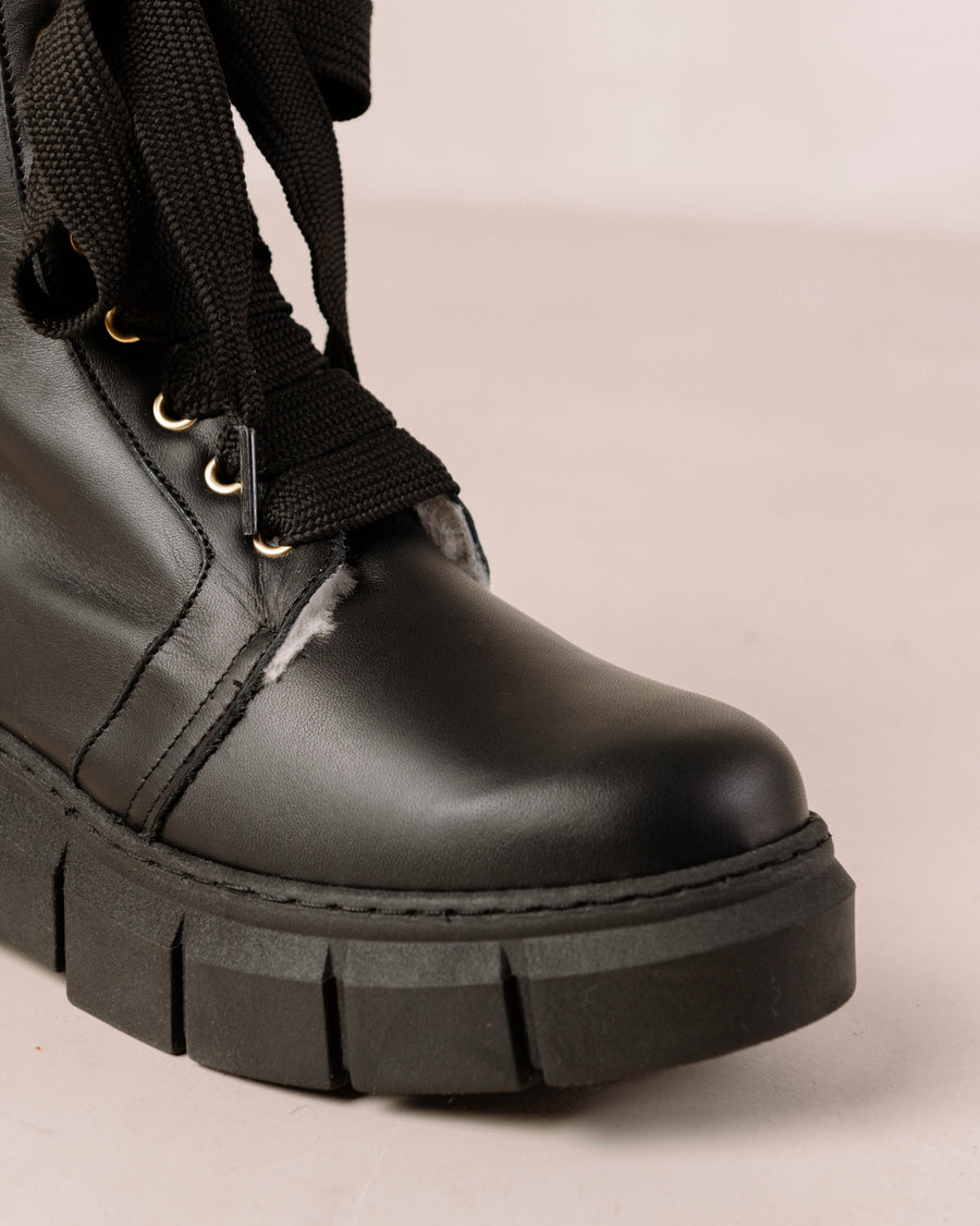Can Can Black Shearling Boots ALOHAS