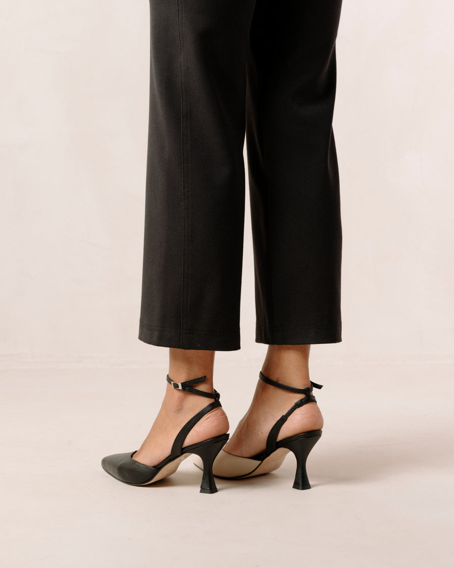 Cinderella Bicolor Black Cream Leather Pumps Pumps ALOHAS