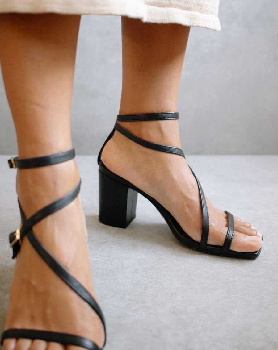 Manhattan Black Sandal Sandals ALOHAS