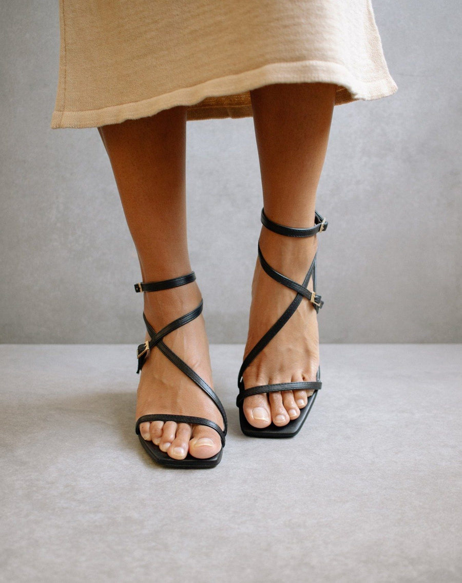 Manhattan Black Sandal Sandals ALOHAS