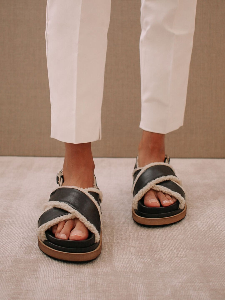 Marshmallow Black Leather Sandals ALOHAS