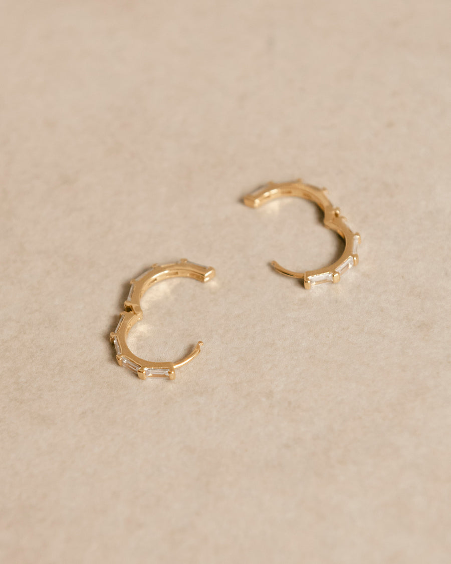 Orlop White Earrings ALOHAS