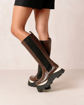 Roxie Chess Coffee Brown