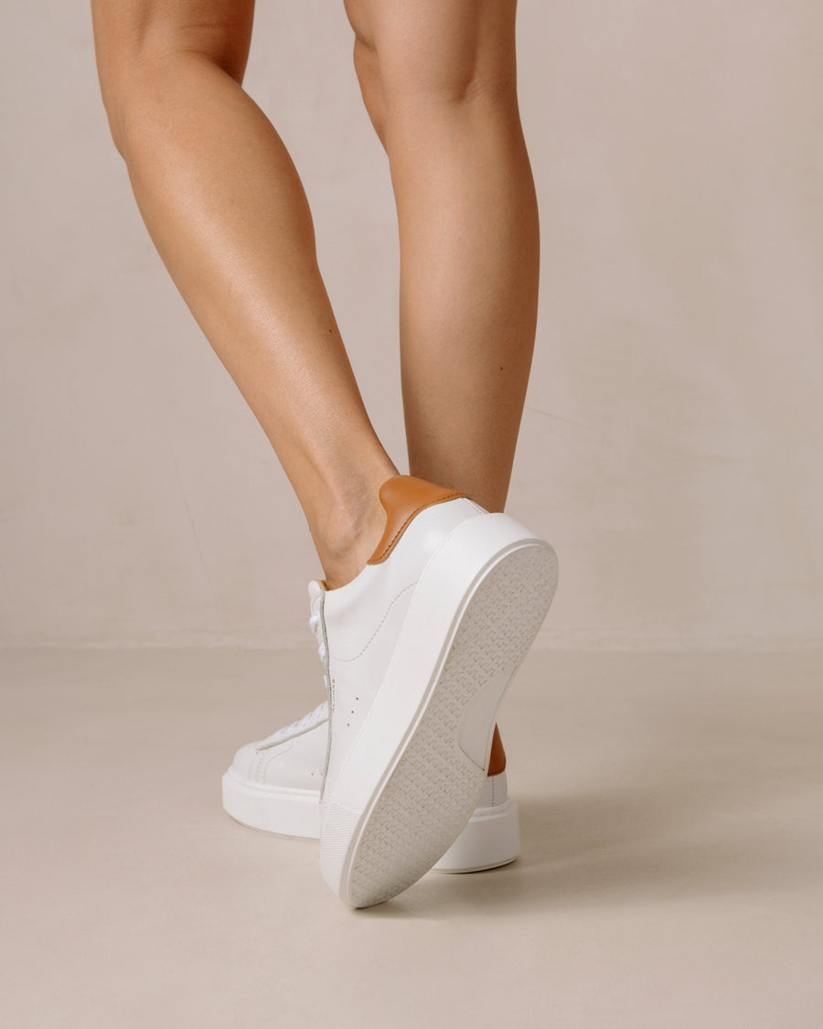 tb.65 Bright White Tan Sneakers ALOHAS
