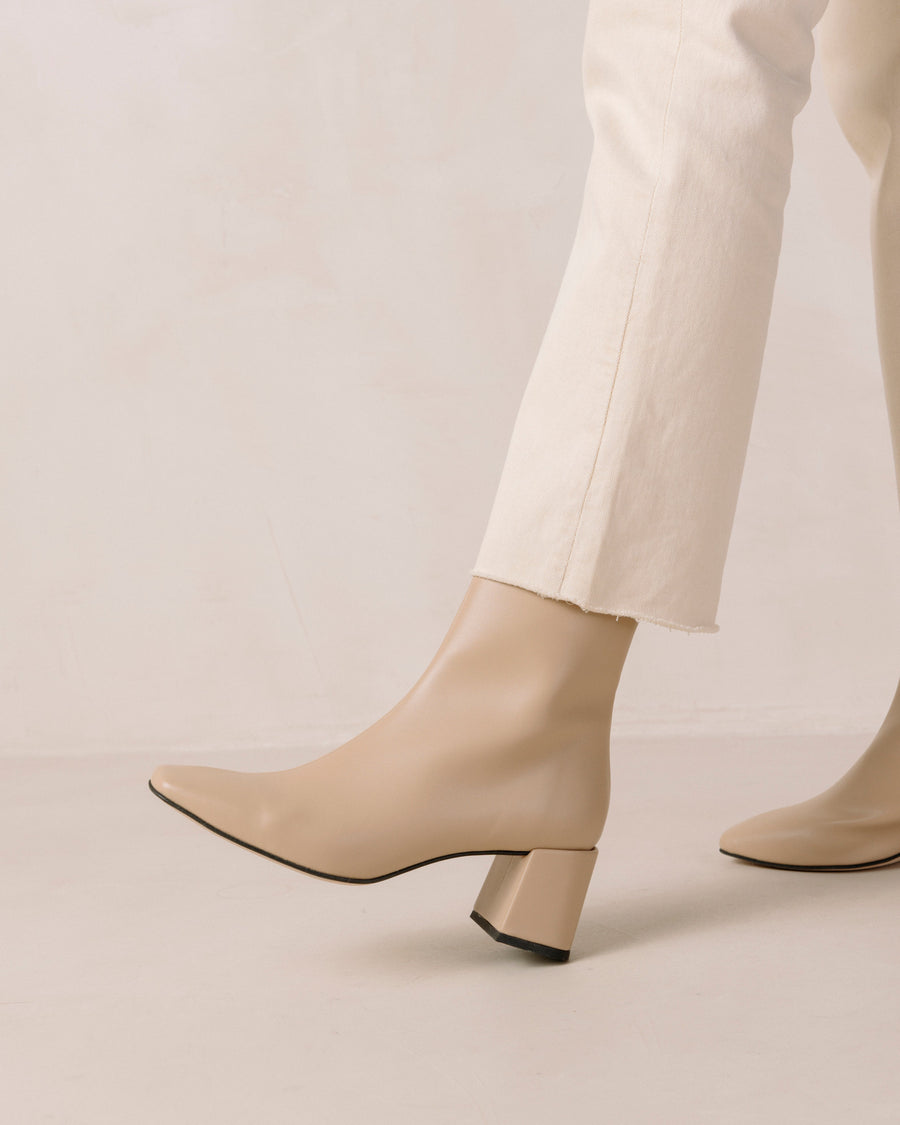 Watercolor Tahini Beige Ankle Boots Svegan