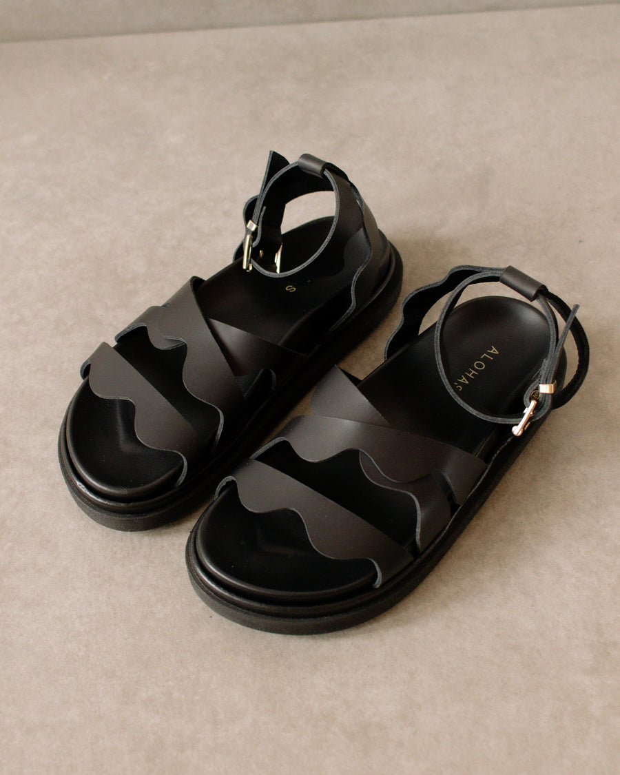 Wavy Black Sandals Sandals ALOHAS