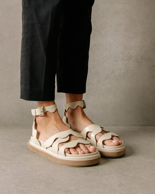 Wavy Cream Leather Sandals