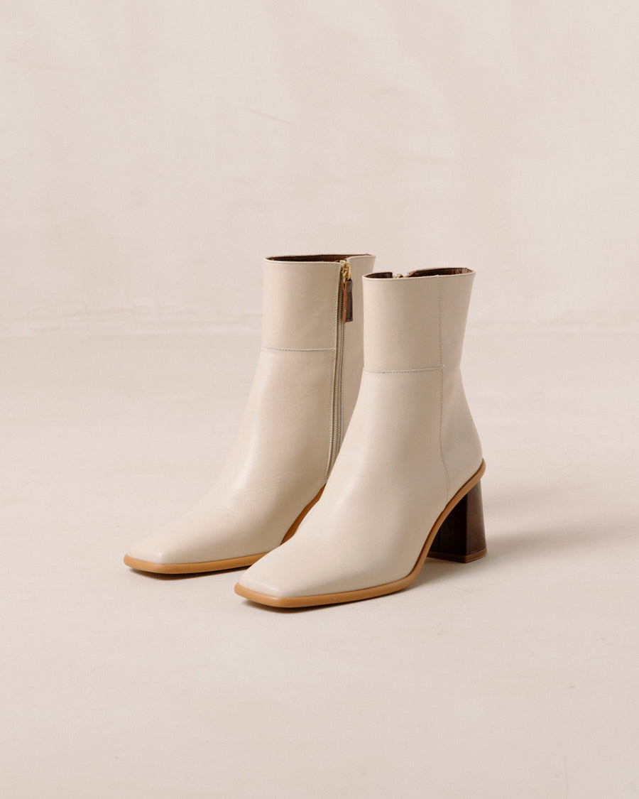 West Vintage Cream Leather Ankle Boots Ankle Boots ALOHAS